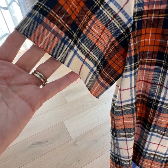 Cedric Charlier Wool Too. Size M/ 6 - Picture 4 of 15